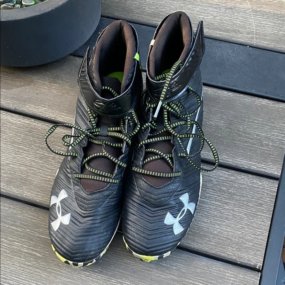 Under Armour Black and Lime High-Top Baseball Cleats Men  Size 12